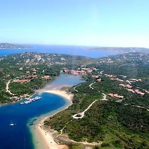 https://residence-costa-serena.in-sardinia.net